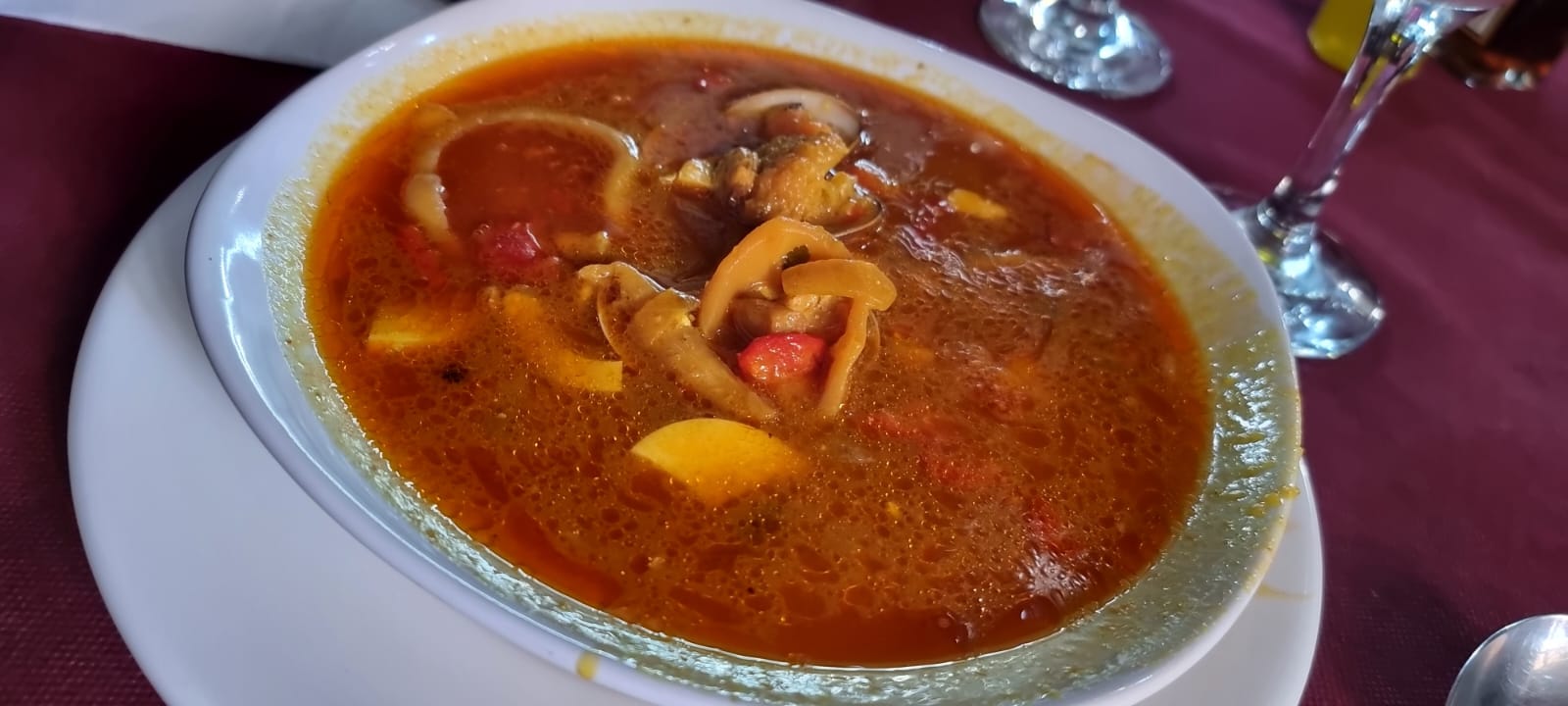 Calamares guisados en salsa de tomate